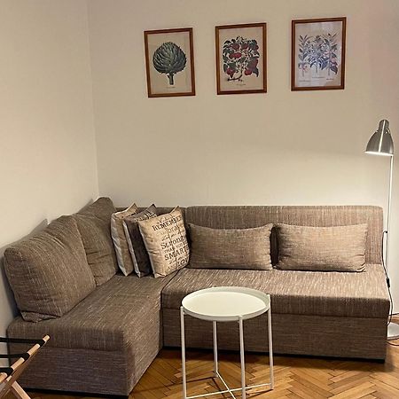 Apartment Slavikova 11 Praha Bagian luar foto