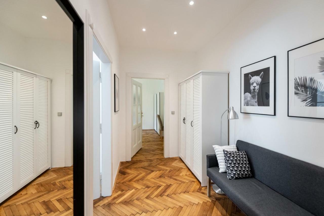 Apartment Slavikova 11 Praha Bagian luar foto